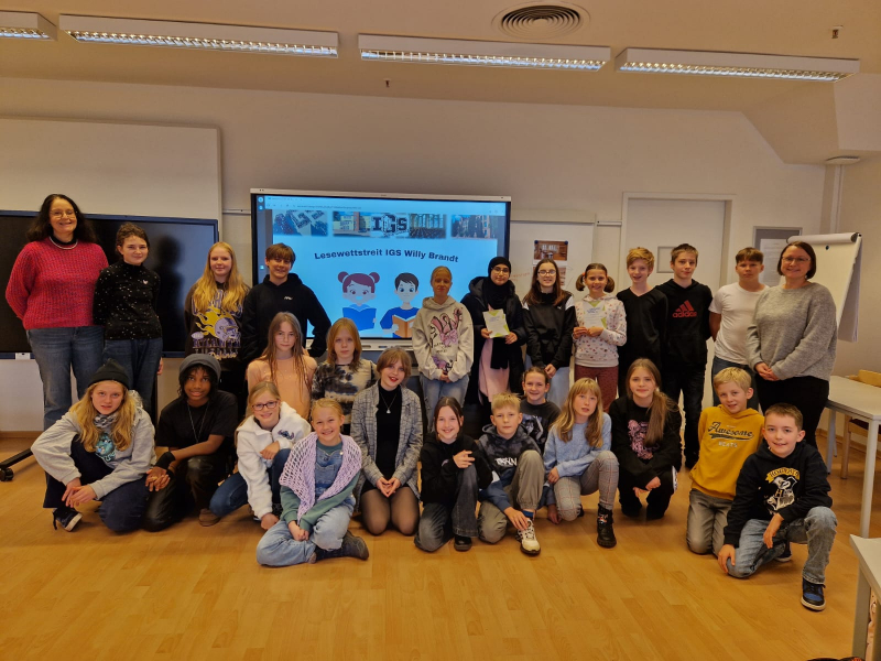 teilnehmer_gruppenfoto_2024.jpeg